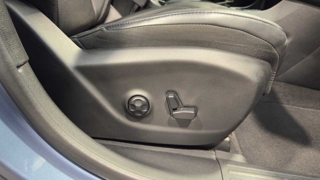 Used 2021 Jeep Cherokee Latitude Lux w/ Comfort/Convenience Group FWD image 13