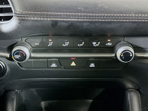 Used 2025 MAZDA MAZDA3 s image 24