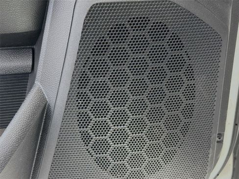 Used 2018 RAM 3500 Laramie image 18