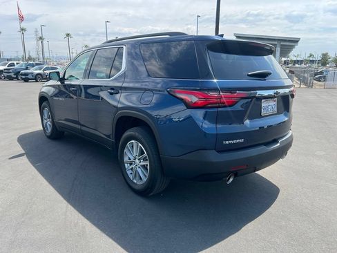 Used 2023 Chevrolet Traverse LT FWD image 5
