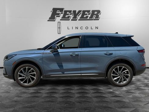 Used 2023 Lincoln Corsair FWD w/ Equipment Group 101A image 2