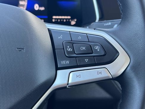 Certified 2022 Volkswagen Jetta SE image 10