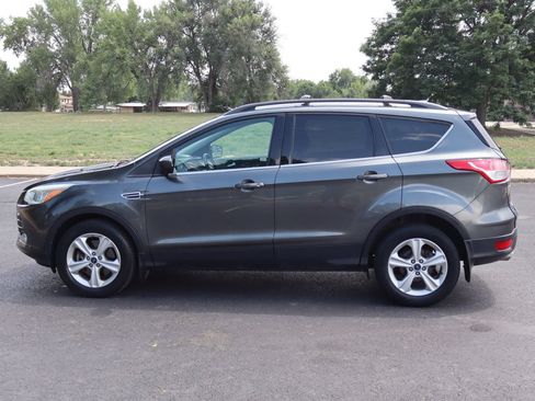 Used 2016 Ford Escape SE w/ SE Leather Comfort Package AWD/4WD image 9
