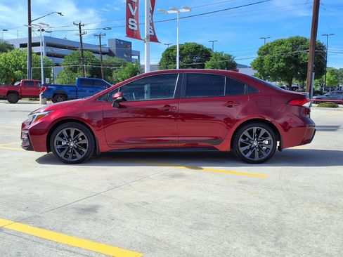 Used 2026 Toyota Corolla SE image 8