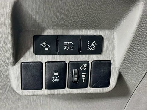 Used 2017 Toyota Prius V Two FWD image 15