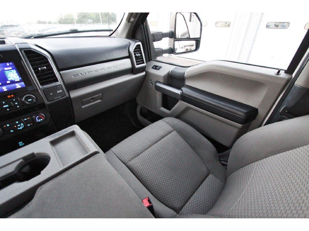 Used 2022 Ford F250 XLT w/ XLT Value Package AWD/4WD image 11