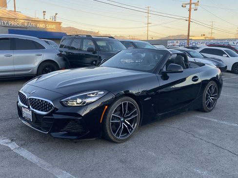 Used 2019 BMW Z4 sDrive30i w/ M Sport Package image 2