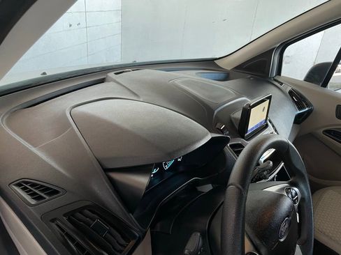 Used 2022 Ford Transit Connect XLT image 18