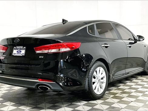 Used 2016 Kia Optima EX image 11