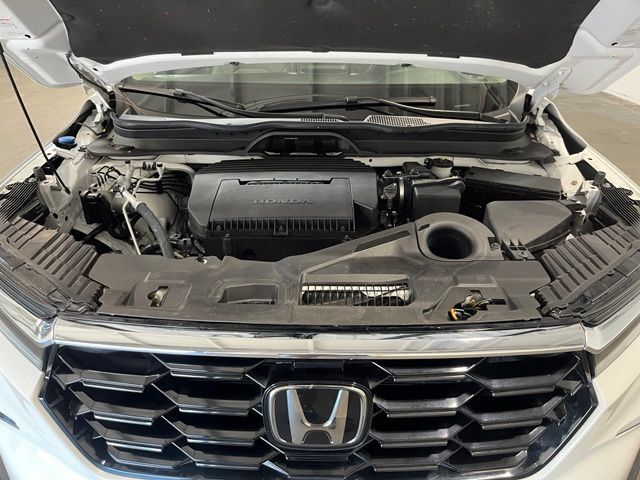 Used 2024 Honda Pilot Touring image 9