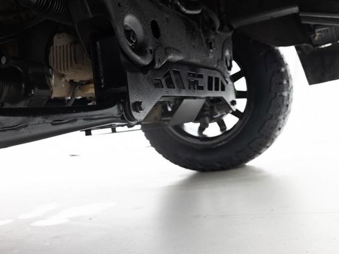 Used 2018 Chevrolet Tahoe Premier AWD/4WD image 24