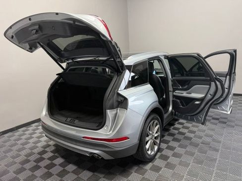 Used 2021 Lincoln Corsair AWD w/ Premium Package image 29