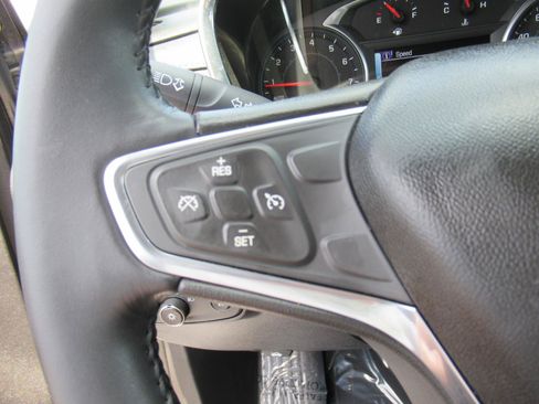 Certified 2018 Chevrolet Equinox Premier FWD image 22