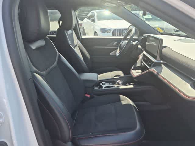 Used 2025 Ford Explorer ST w/ Sun And Sound Package AWD/4WD image 23