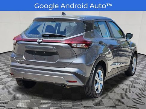 Certified 2022 Nissan Kicks S image 4