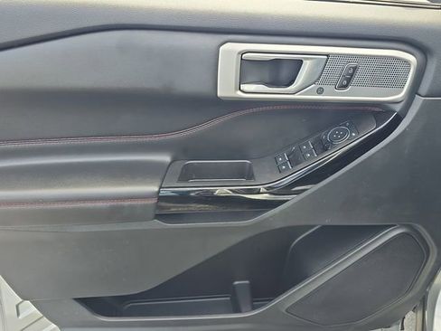 Used 2023 Ford Explorer ST-Line w/ Class IV Trailer Tow Package image 14