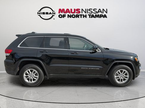 Used 2018 Jeep Grand Cherokee Laredo RWD image 13