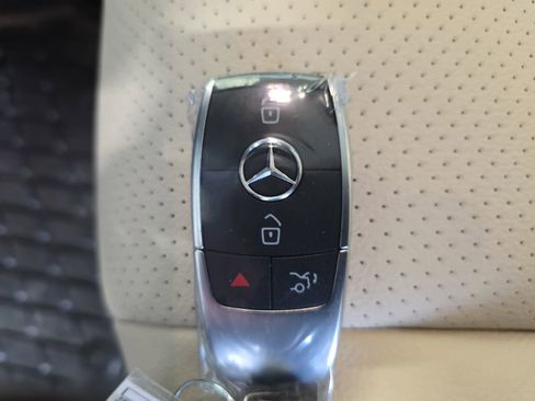 Certified 2025 Mercedes-Benz GLE 350 4MATIC image 42