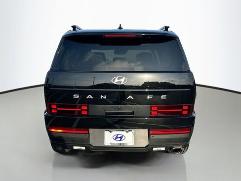 Used 2025 Hyundai Santa Fe SEL FWD image 6