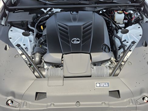 Used 2024 Lexus LC 500 Coupe w/ Touring Package RWD image 9