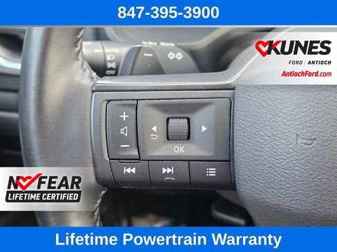 Used 2025 Nissan Rogue SV FWD image 36