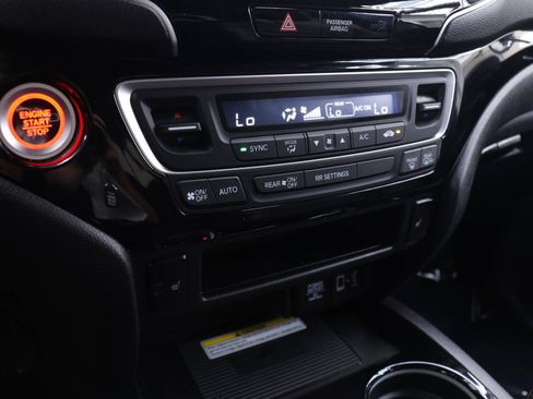 Certified 2023 Honda Ridgeline Black Edition image 6