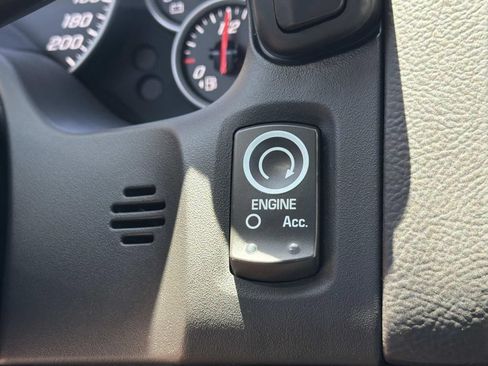 Used 2013 Chevrolet Corvette Coupe RWD image 17