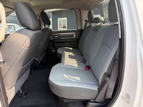 Used 2022 RAM 1500 Classic SLT w/ Electronics Convenience Group AWD/4WD image 35