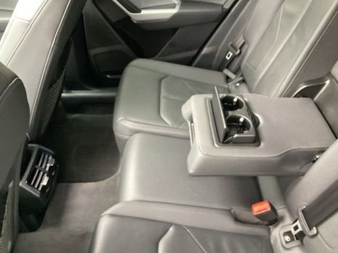 Used 2023 Audi Q3 2.0T Premium image 31