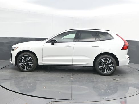 New 2026 Volvo XC60 B5 Core w/ Climate Package AWD/4WD image 2