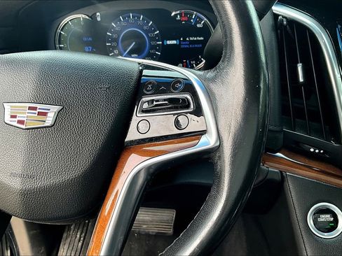 Used 2017 Cadillac Escalade Premium Luxury w/ LPO, Radiant Package image 17