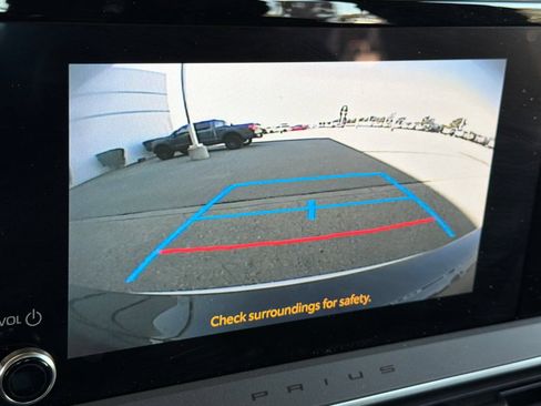 Used 2024 Toyota Prius Prime FWD image 20