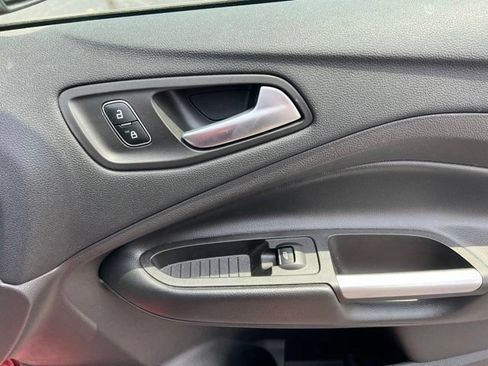 Used 2018 Ford Escape SEL FWD image 32