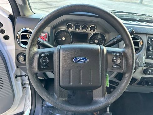 Used 2016 Ford F350 XLT image 29
