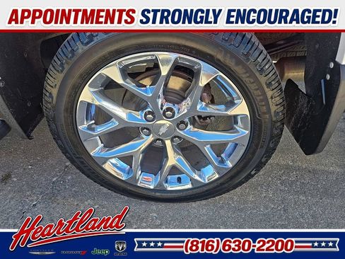 Used 2019 Chevrolet Silverado 1500 High Country w/ Safety Package II AWD/4WD image 35