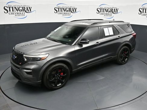 Used 2020 Ford Explorer ST w/ ST Street Pack image 11