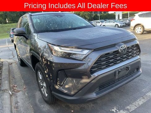 Used 2024 Toyota RAV4 XLE AWD/4WD image 12