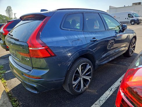 Used 2025 Volvo XC60 T8 Ultra w/ Protection Package Premier AWD/4WD image 8