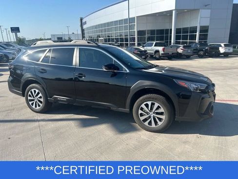 Used 2025 Subaru Outback Premium AWD/4WD image 2