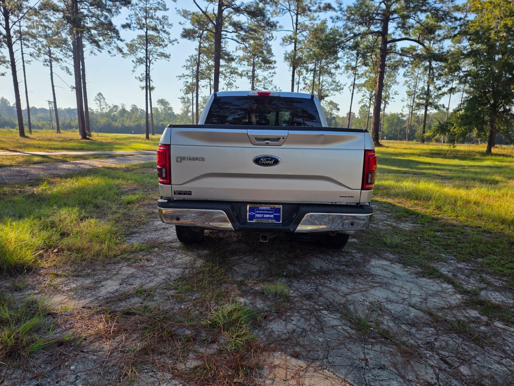 Used 2016 Ford F150 Lariat w/ Equipment Group 501A Mid RWD image 4