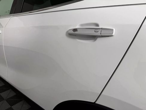 Used 2017 Buick Encore Premium w/ Experience Buick Package image 27