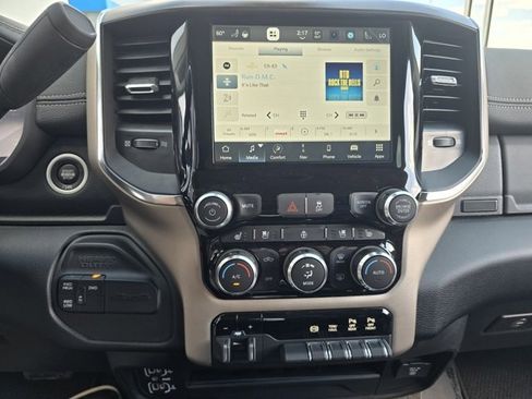 Used 2024 RAM 2500 Laramie image 14