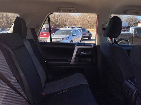 Used 2016 Toyota 4Runner SR5 image 13