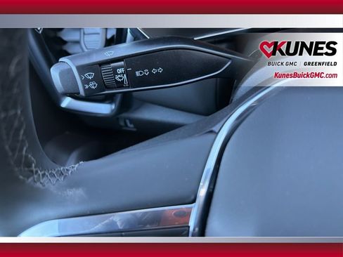 New 2026 GMC Canyon Elevation w/ Convenience Package image 21