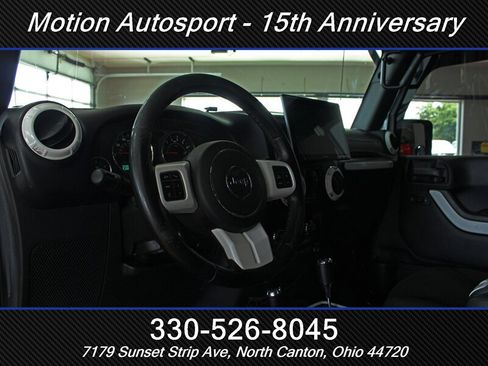 Used 2017 Jeep Wrangler Unlimited Sport AWD/4WD image 15