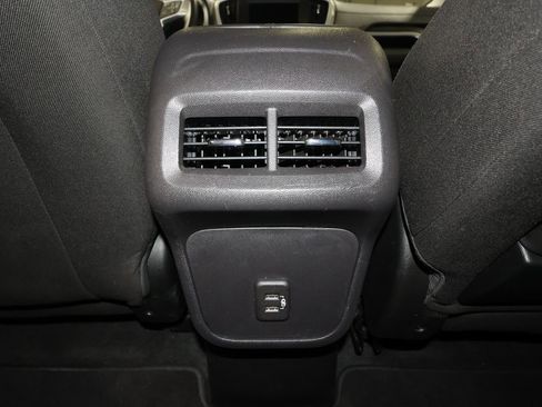 Certified 2024 GMC Terrain SLE image 29