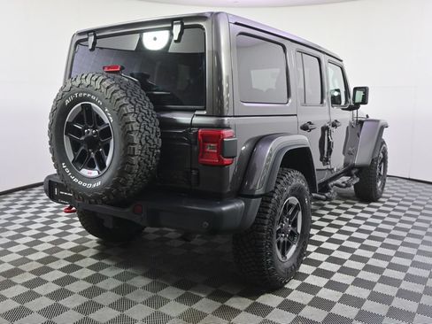 Used 2018 Jeep Wrangler Unlimited Rubicon AWD/4WD image 6