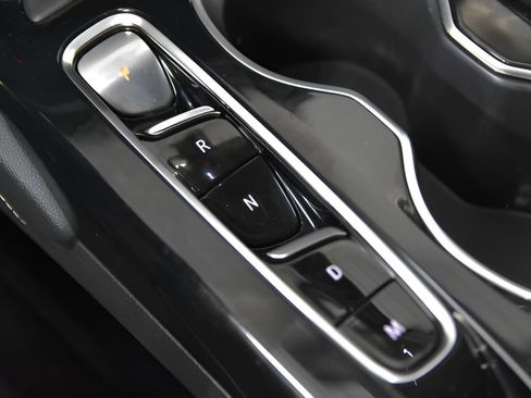 Used 2021 Buick Envision Essence w/ Sport Touring Package FWD image 32