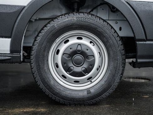 New 2026 Ford Transit 250 148 Medium Roof image 23