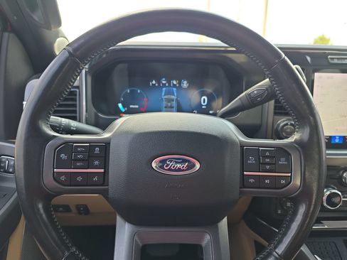 Used 2023 Ford F250 Lariat w/ Lariat Ultimate Package AWD/4WD image 20